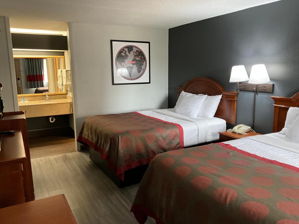 Hotel Ramada By Wyndham Macon Exteriér fotografie